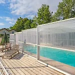 Pons Apartment Saint-Simon-de-Bordes